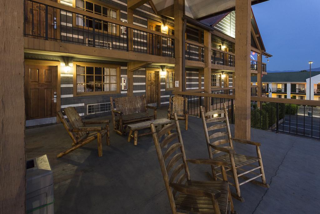 Timbers Lodge Pigeon Forge Exterior photo